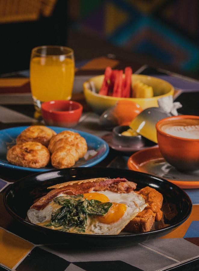Hotel V1501 Пасто Екстериор снимка A typical breakfast in the Dominican Republic