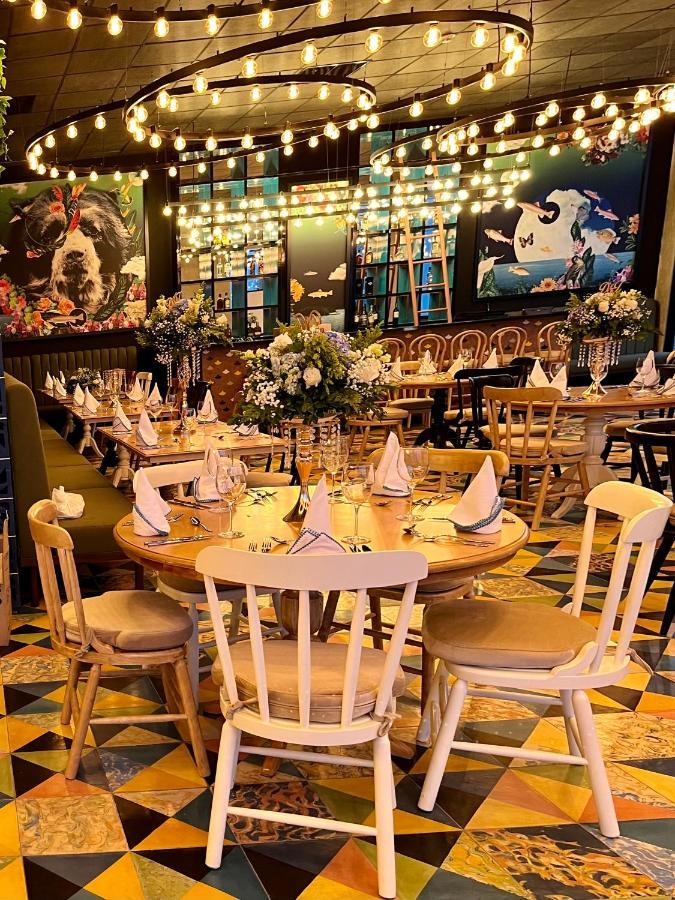 Hotel V1501 Пасто Екстериор снимка Restaurant interior
